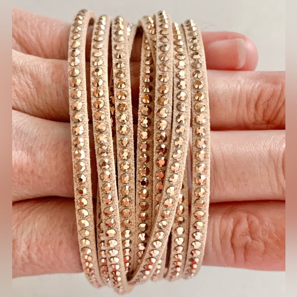 Touchstone Crystal Wrap Star Bracelet, Golden Blush - Picture 3 of 4
